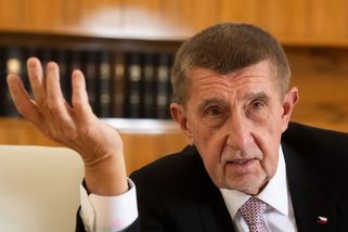 Andrej Babiš navrhl tisícovku pro důchodkyně a den babiček